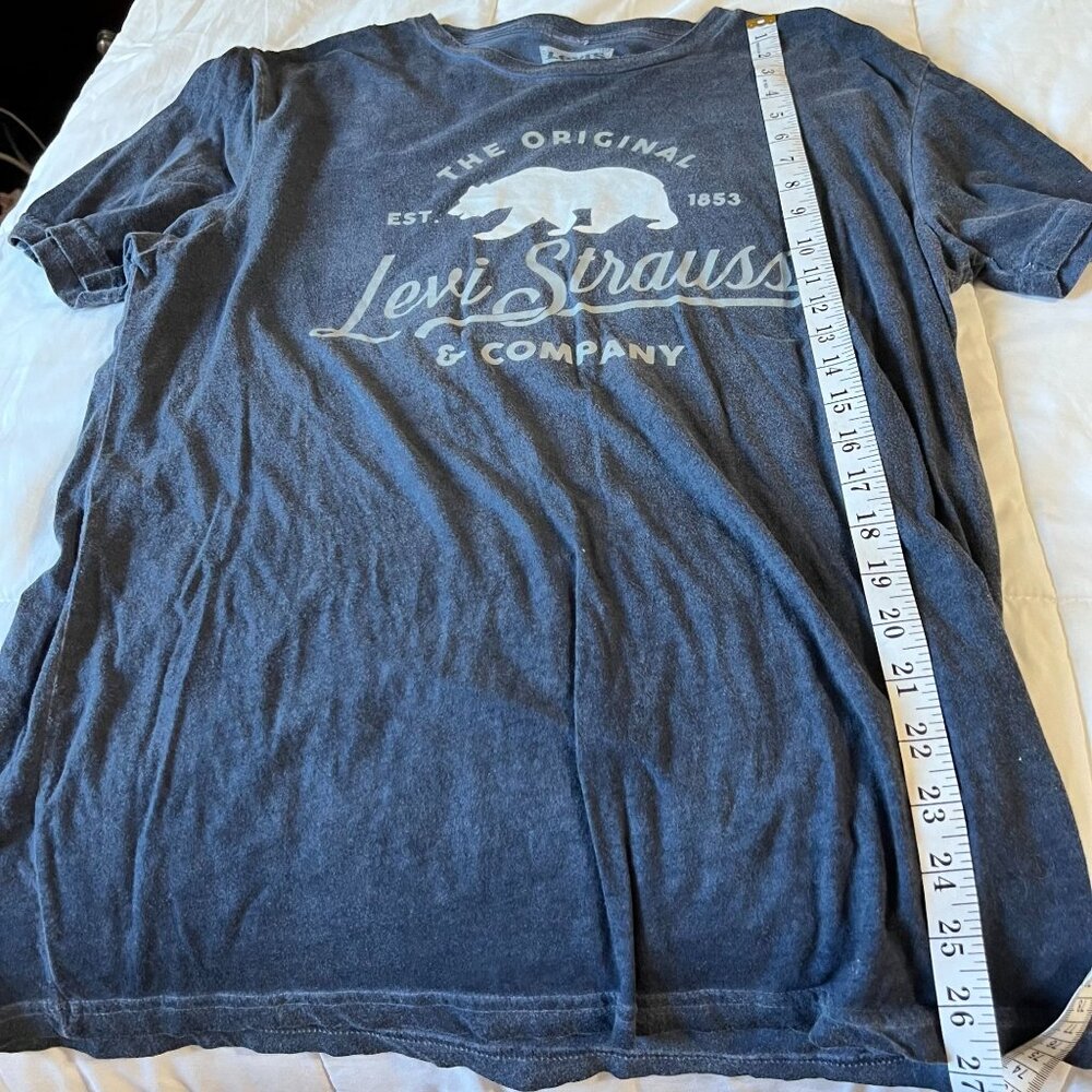 Levi's Levi Strauss & Co 100% Cotton Blue Washed Short Sleeve T-shirt Men's size - Picture 5 of 7